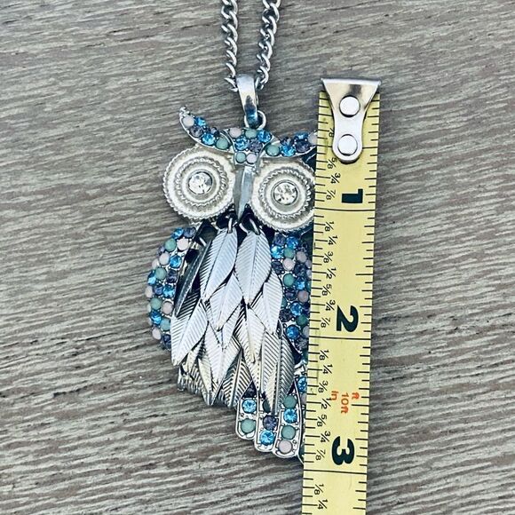 Crystal Silver Owl Necklace Pendant - Picture 4 of 4
